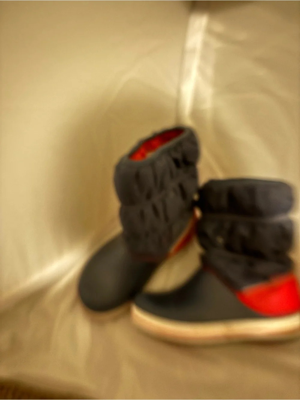 Croc Kids Navy and Red Winter Boots